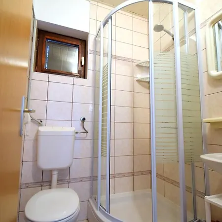 Marinela Apartment *