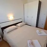 Marinela 公寓 *